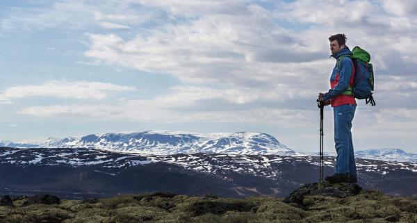 Kije trekkingowe w górach - moda, czy wygoda? Jakie kije trekkingowe wybrać?