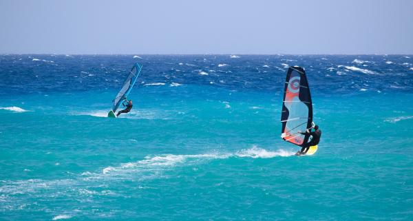 Jak zacząć pływać na windsurfingu